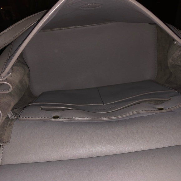 Handbag ✨HOST PICK!✨ - Picture 5 of 5